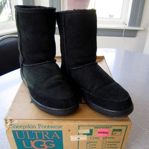 Ultra Ugg Black Short Boot 6